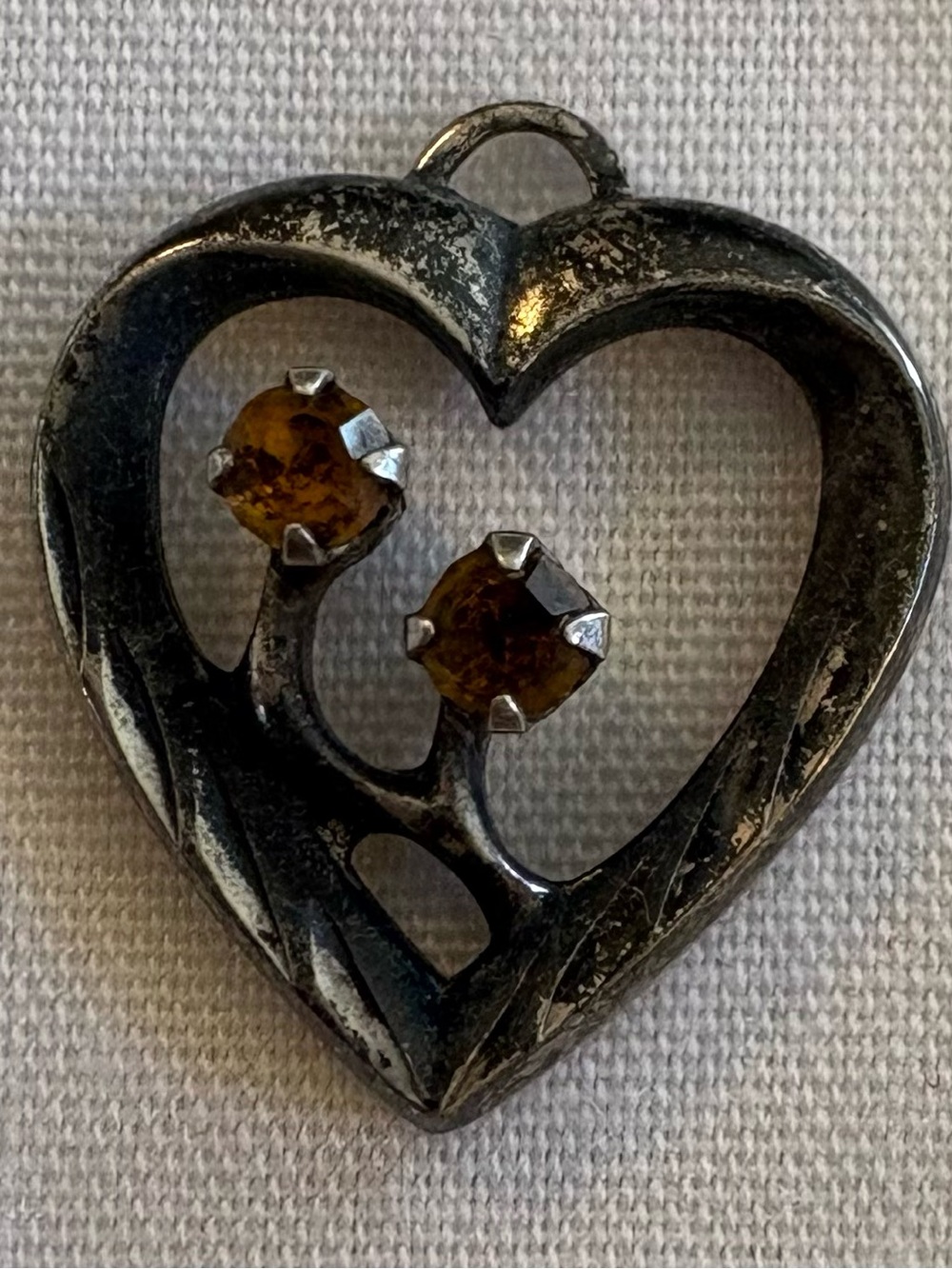 Source Unknown Silver-Tone Heart Pendant with Amber Stones